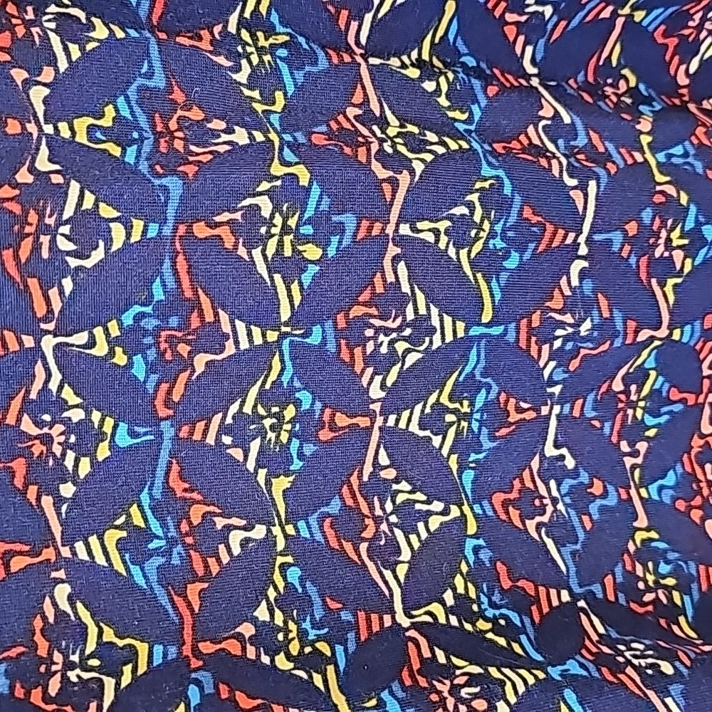 LulaRoe - Randy style, size M Top - Picture 2 of 5
